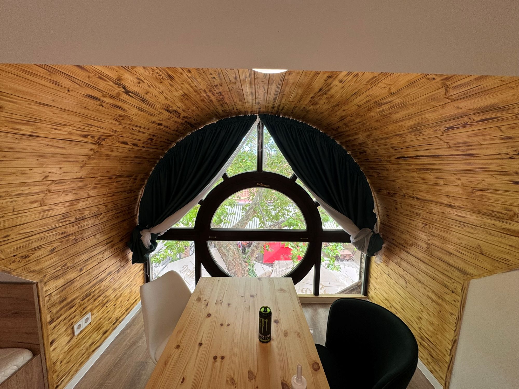 Kivitelezés és folyamatos egyeztetés